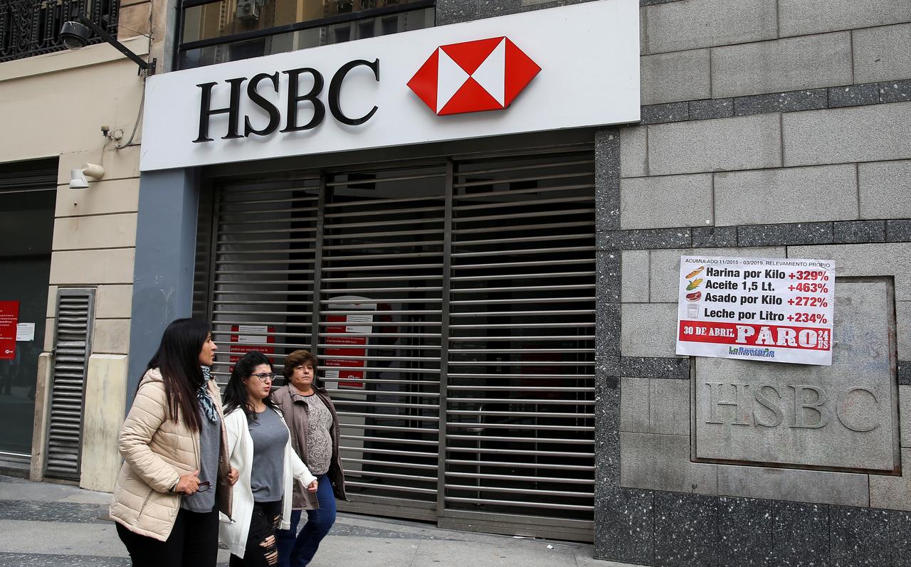Thương Vụ Ngân Hàng HSBC Chia Cổ Tức