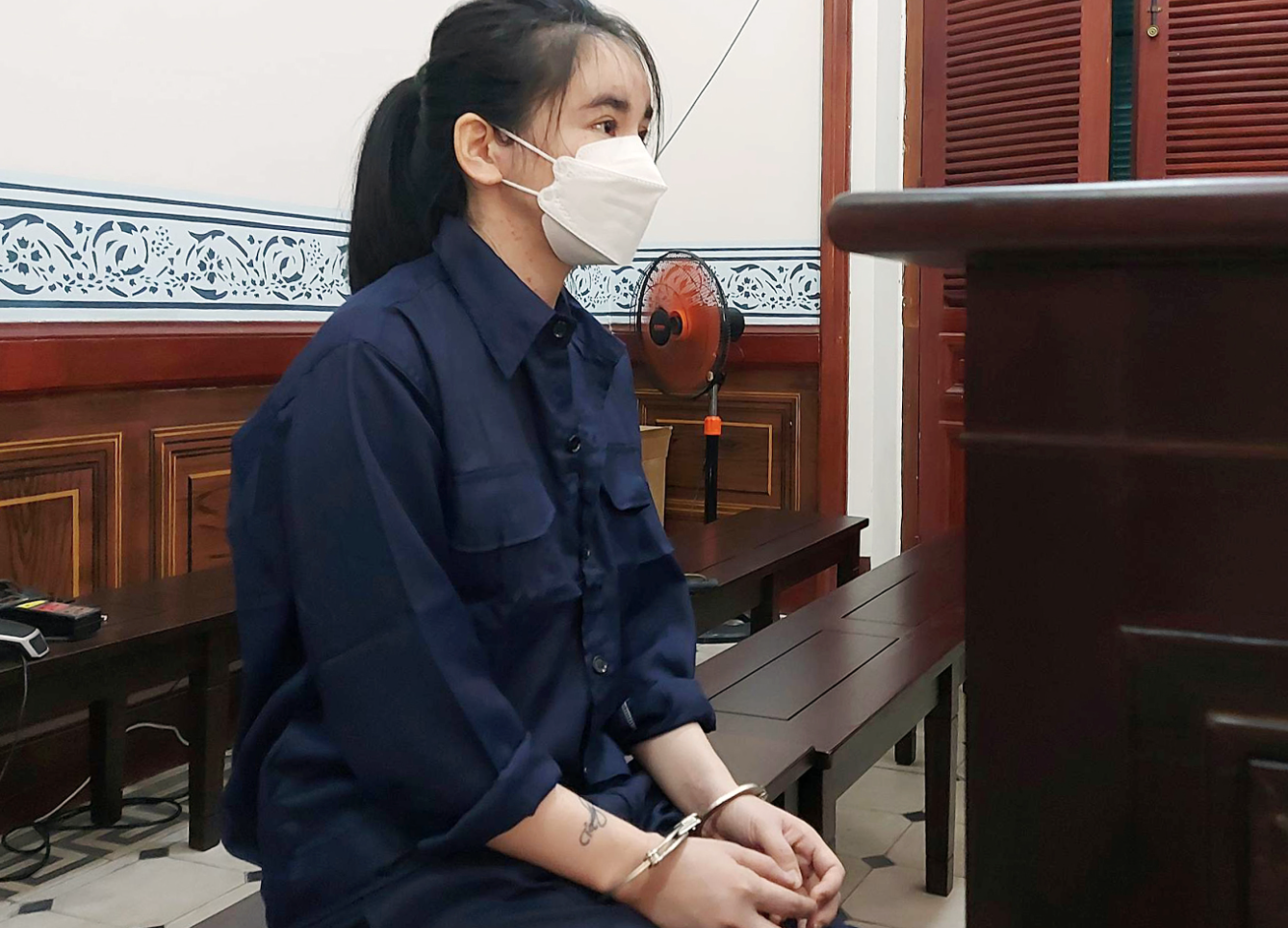 Hoa hậu Việt Nam lãnh án 7 năm tù do trộm đồng hồ tiền tỷ đi chơi forex