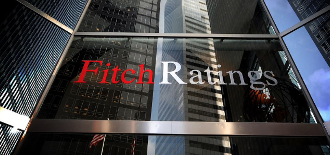 Fitch Ratings cảnh báo hạ xếp hạng loạt nhà băng Mỹ, kể cả ông lớn JPMorgan, rủi ro ngày càng hiện rõ!