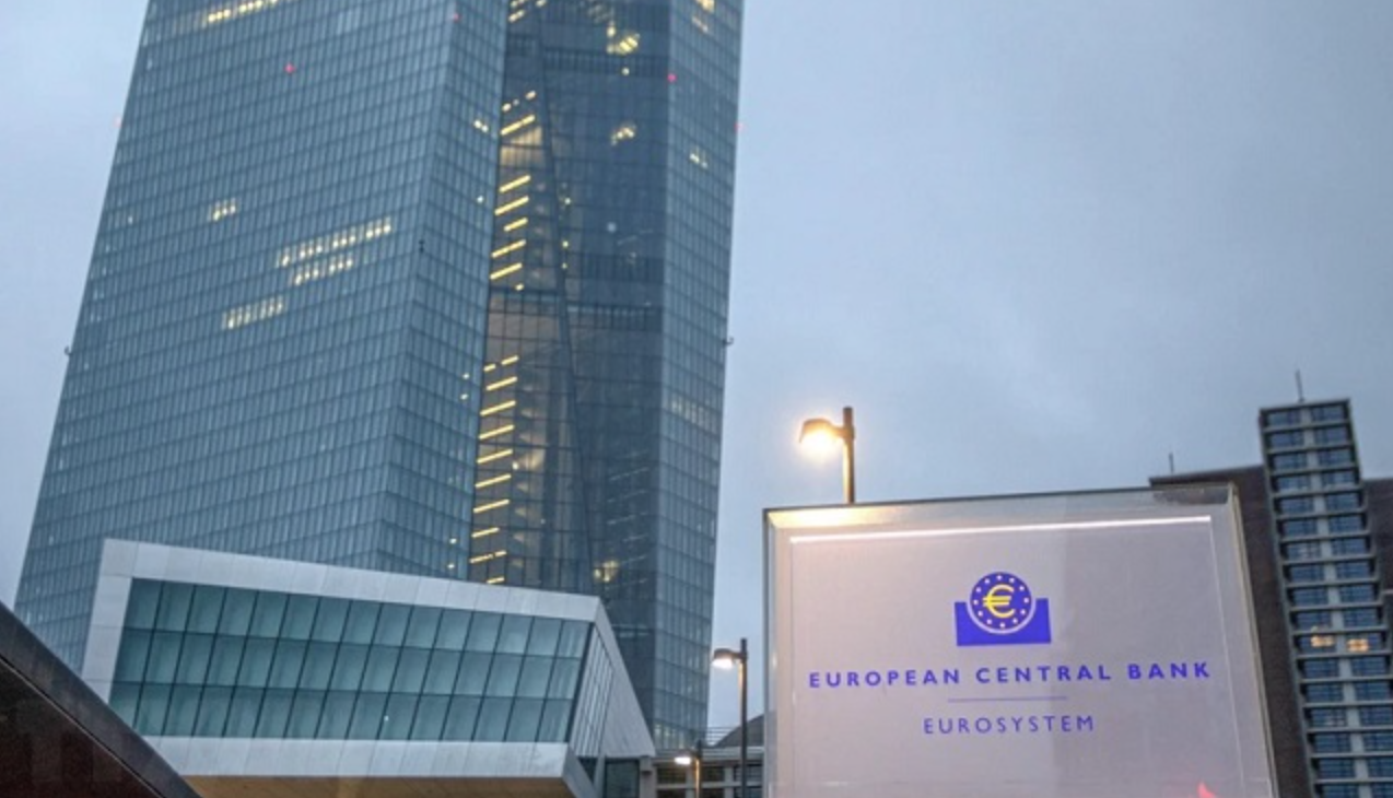 Ngân hàng Trung ương châu Âu (ECB) lần đầu báo lỗ sau hai thập kỷ do tăng lãi suất