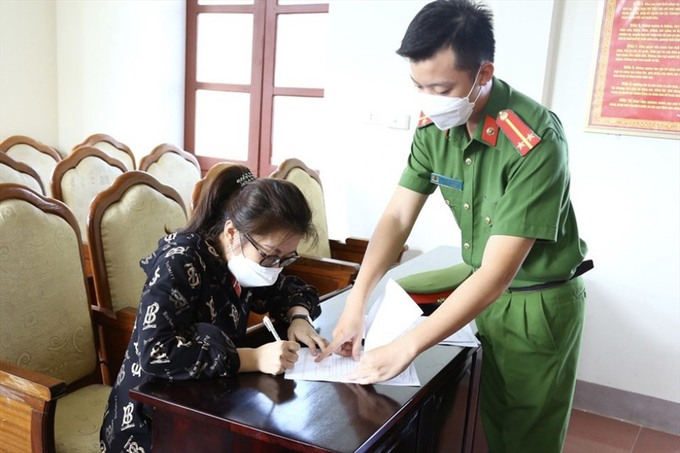 Nữ nhân viên Ngân hàng Bưu điện Liên Việt lừa đảo, chiếm đoạt tài sản để đầu tư tiền ảo