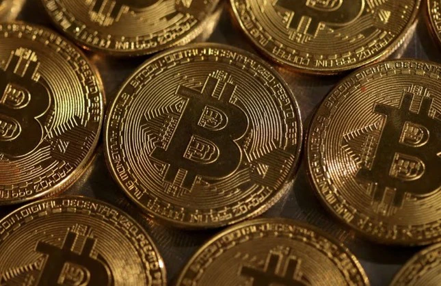 Điều gì khiến Bitcoin xô đổ kỷ lục mọi thời đại?